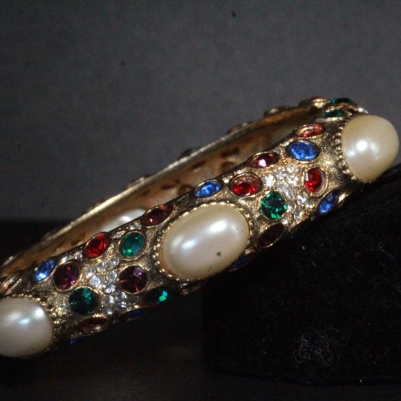 Sphinx Unsigned Runway Couture Multicolor Faux Pearl Pave´ Rhinestones Bangle - Picture 11 of 11